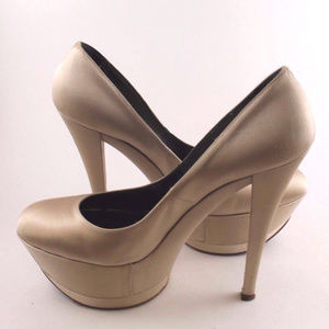 Cascadi Camel Satin Round-toe Covered Platform